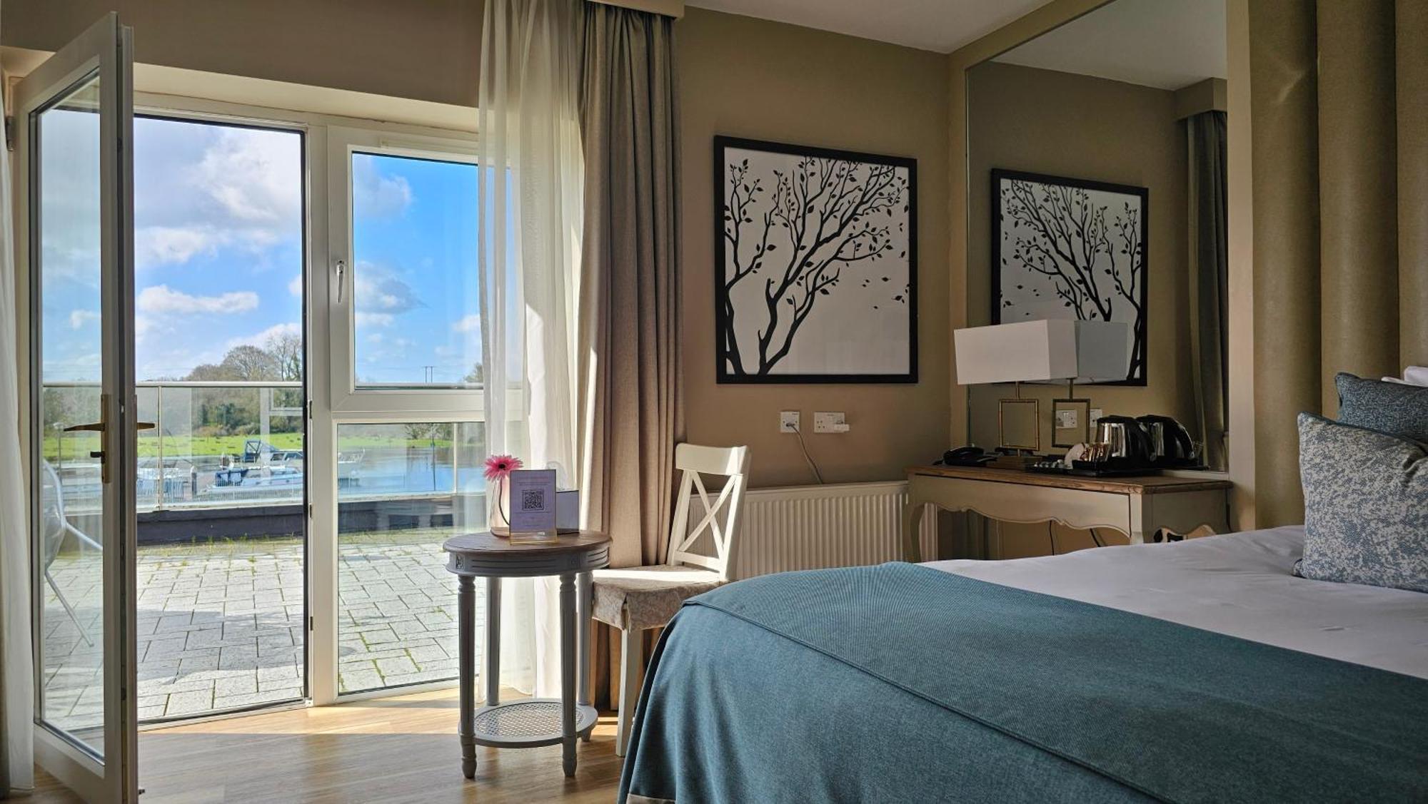 Moycarn Lodge & Marina Ballinasloe Luaran gambar